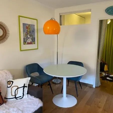 Lejlighed Nice Apt For 4 In Antibes